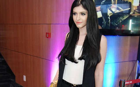 Sao Việt kín đáo ngày đầu thu