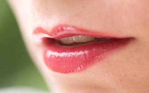 5 màu son bạn nên thử trước dịp Tết