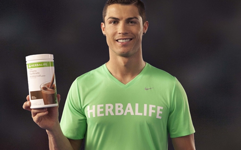 Herbalife cùng C.Ronaldo phát triển dinh dưỡng thể thao
