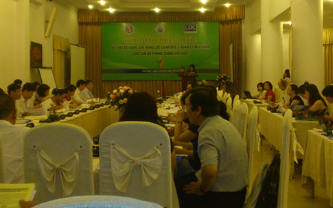 Kết nối để nâng cao năng lực quản lý và lãnh đạo cho cán bộ PC HIV/AIDS”