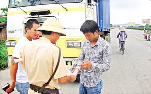 Đề xuất “lạ” cho CSGT Hà Nội