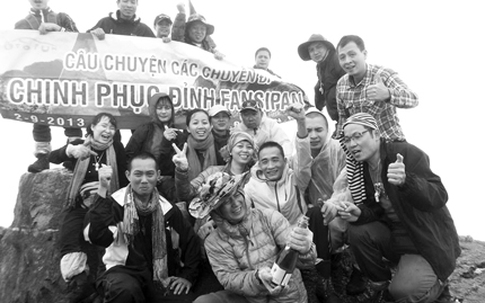 Lên “nóc nhà Đông Dương”: Cáp treo hay chân leo?