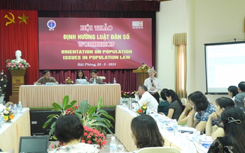 Xây dựng luật dân số: Đặt quyền của người dân lên trên hết