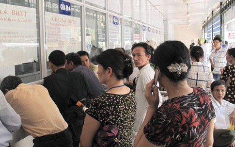Mở rộng khám BHYT với các cơ sở y tế tư nhân: Góp phần giảm tải cho bệnh viện công lập