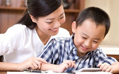 Đọc sách cùng con