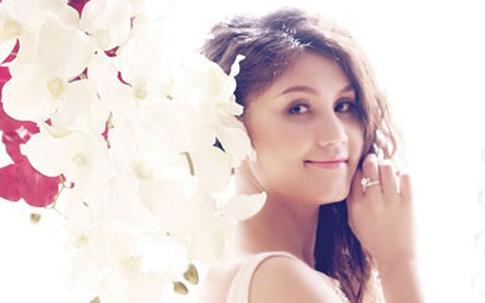 Ca sĩ Phương Hà không muốn tên mình đứng cạnh tên chồng cũ 