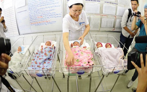 Đa thai và những nguy cơ (1): Sự mong đợi “liều lĩnh”