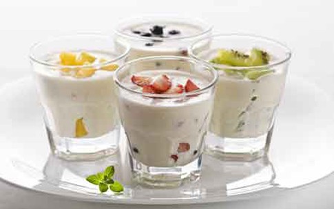 Những cách ăn sữa chua cần xem lại