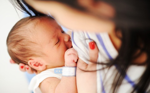 Tháng sau sinh: Bí kíp sống sót