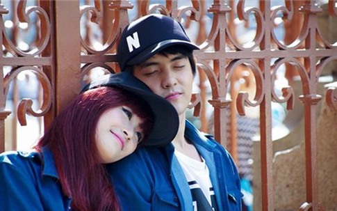 Bóc mẽ các cặp đôi 'tình thật' - 'tình giả' của showbiz Việt