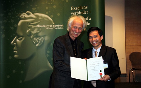 Người Việt Nam đầu tiên nhận giải thưởng của Quỹ Alexander von Humboldt