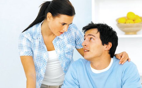 Khổ vì vợ là "bảo mẫu"