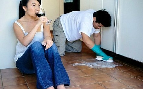 Nỗi ức chế của chồng khi lấy phải vợ lười