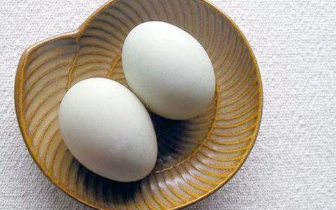 Mẹo luộc trứng lòng đào ngon