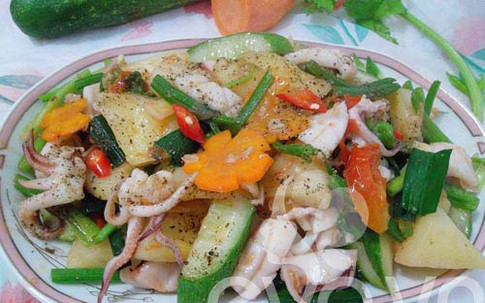 4 kiểu xào mực tươi ngon