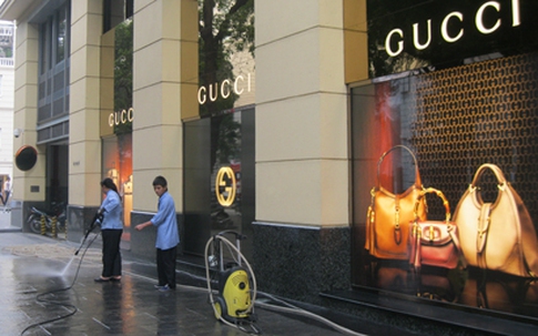 Lô hàng hiệu Gucci - Milano bị "bóc mẽ" có trị giá gần 100 tỷ