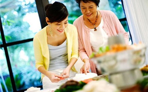 Bí quyết giúp nàng dâu lấy lòng bố mẹ chồng