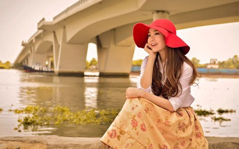 Minh Hằng chấm thi Bước nhảy hoàn vũ 2013