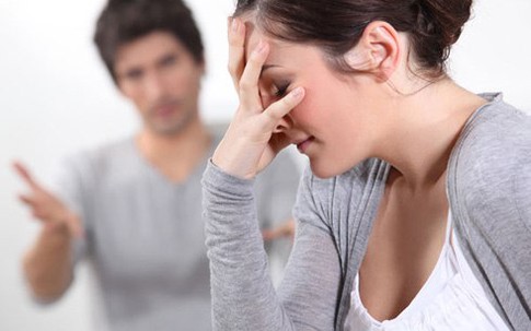 Sai lầm ngớ ngẩn phụ nữ mắc phải trong hôn nhân