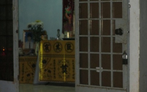 Nghịch tử đâm đầu vào giải phân cách vì hối hận sau 2 ngày giết mẹ