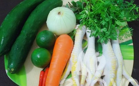 Lạ miệng nộm chân gà rút xương
