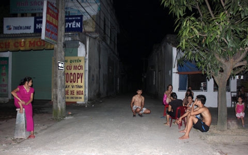 'Nhật ký' đêm nóng 40 độ mất điện 4 lần