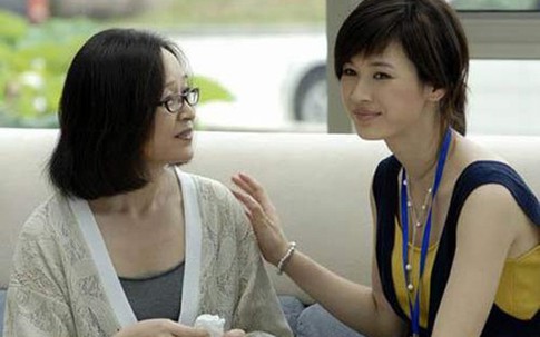 Mẹ chồng ngán ngẩm vì con dâu tiểu thư
