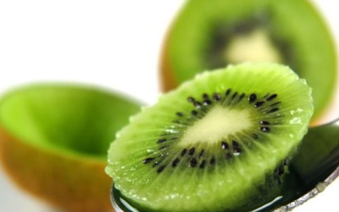 Công dụng tuyệt vời bất ngờ từ Kiwi