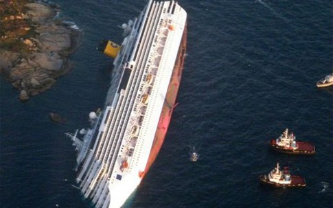 Những chuyến du lịch khổ cực trên thế giới