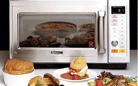 Những tác hại khó lường từ lò vi sóng