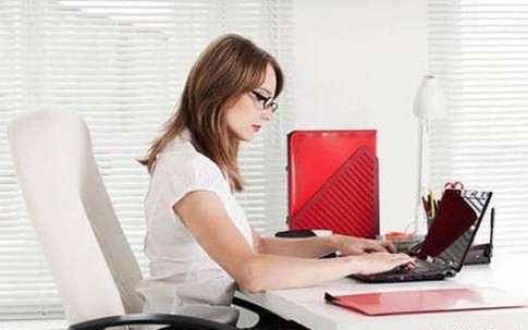 Dân văn phòng rước họa vào thân vì thói quen "nhịn" tiểu