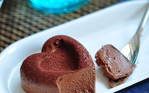 Làm kem chocolate đơn giản không cần máy