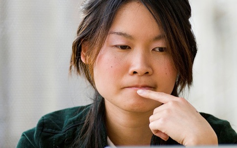 Băn khoăn giữa chồng mới và cũ