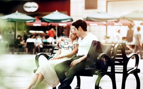 Vợ cũ, vợ mới, nên bỏ ai?