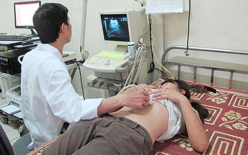 Đau đớn khi con bị ung thư buồng trứng mà mẹ không biết
