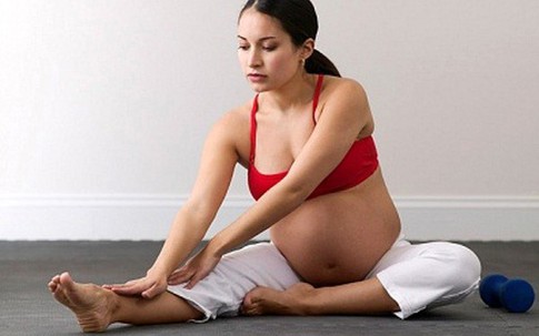 Tất tần tật về phù chân mẹ bầu nên biết