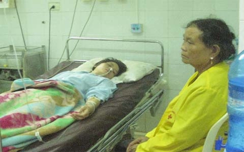 Hai chị em nữ sinh nối tiếp nhau tự tử