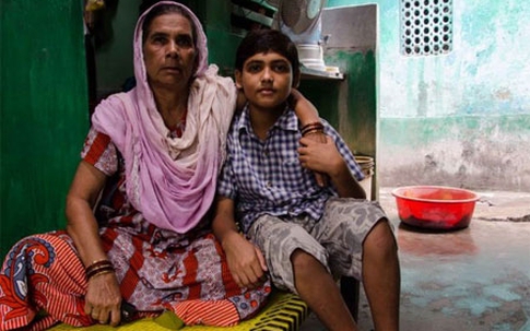 Vợ hoàng tử Ấn Độ vùi đời trong khu ổ chuột nghèo khổ