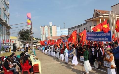 Đắk Lắk: Mít tinh kỷ niệm ngày Dân số Việt Nam 26/12