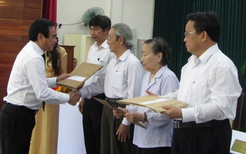 Được cầm súng chiến đấu bảo vệ Tổ quốc là niềm hạnh phúc, vinh dự