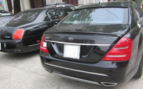 Tìm chủ sở hữu của 7 “siêu xe”