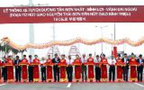 TP HCM: Thông xe đại lộ Phạm Văn Đồng