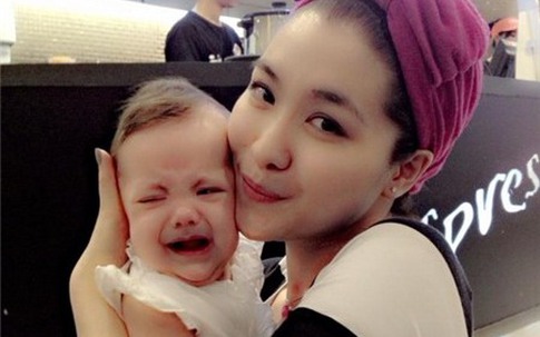 Vẻ đẹp lai Tây của con gái Bích Huyền