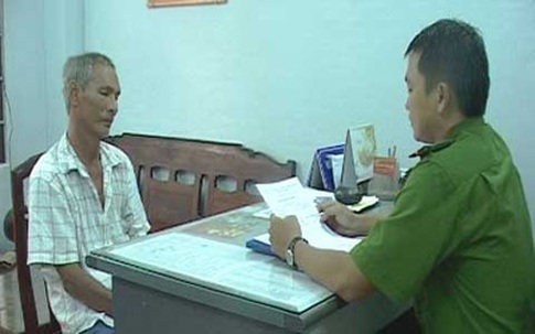 Tổ trưởng dân phố đánh chết người