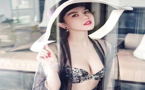 Những mỹ nhân Việt đứng ngoài trào lưu nâng ngực