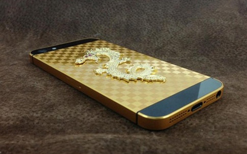 Lóa mắt trước những iPhone mạ vàng tuyệt đẹp ở Việt Nam