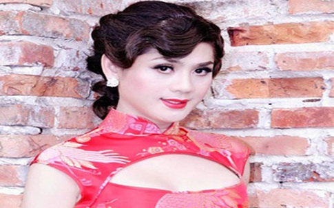 Lâm Chi Khanh nữ tính hơn nhờ... photoshop