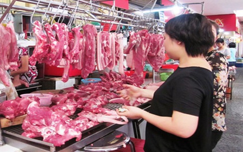Thịt lợn sạch đưa từ quê lên hút khách