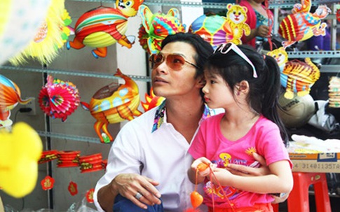 Các nhóc tì nhà "sao" Việt đón Trung thu sớm ra sao?