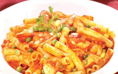 Nui xào hải sản